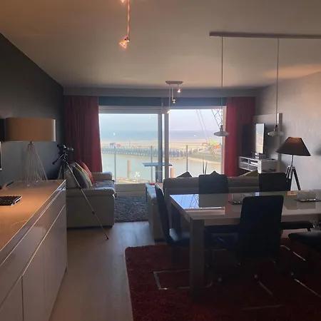 In Near The Coast * Nieuwpoort